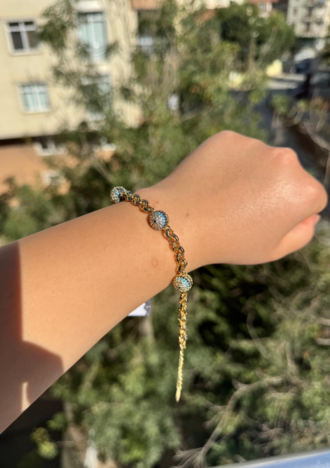 14K Altın Kaplama Renkli Zirkon Taşlı Top Detaylı Kadın Bileklik