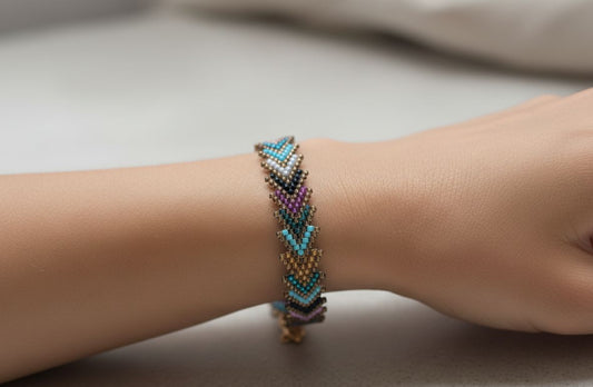 Chevron Desenli Tasarım Bileklik