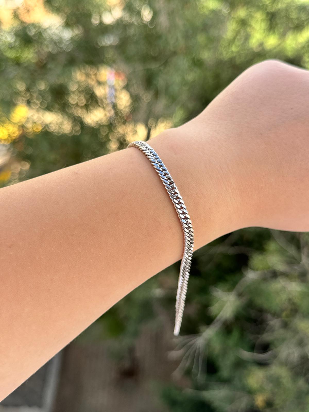 Klasik Zincir Modeli Zarif Bileklik