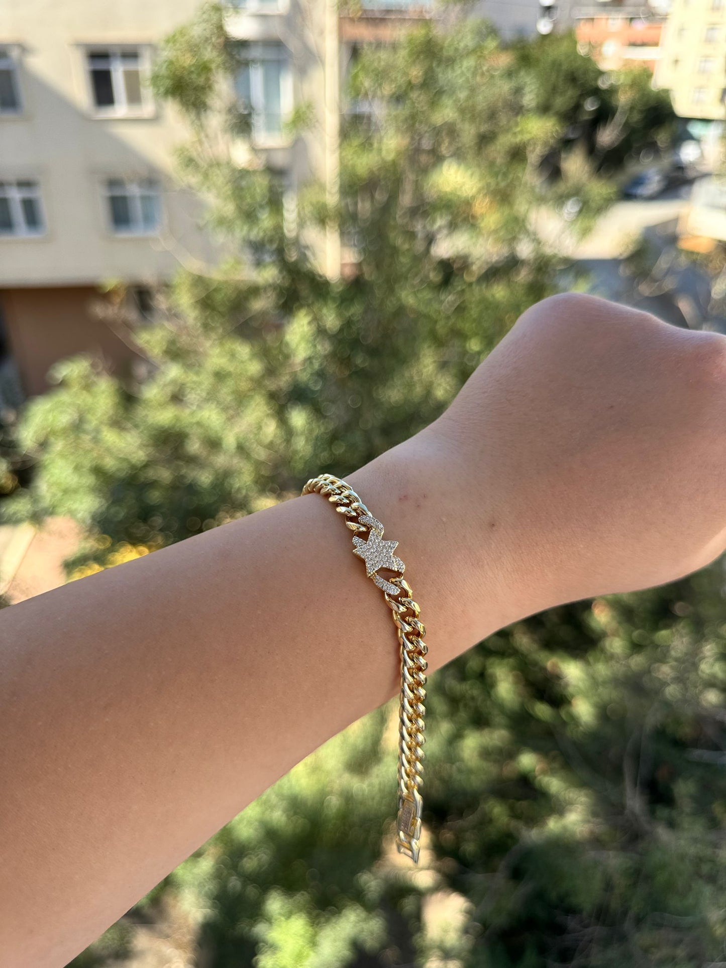 14K Altın Kaplama Zirkon Taşlı Yıldız Detaylı Kadın Bileklik